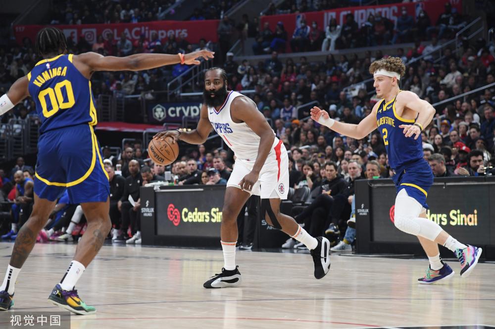 使他得以在 使他得以在